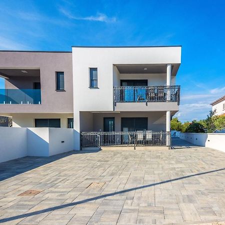 ויר Apartment Spanic 1 מראה חיצוני תמונה