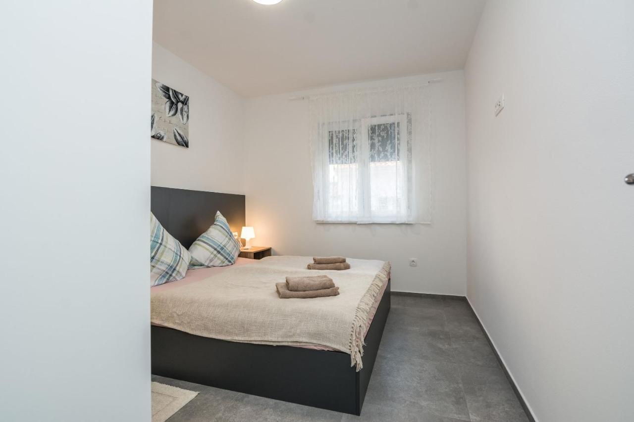 ויר Apartment Spanic 1 מראה חיצוני תמונה