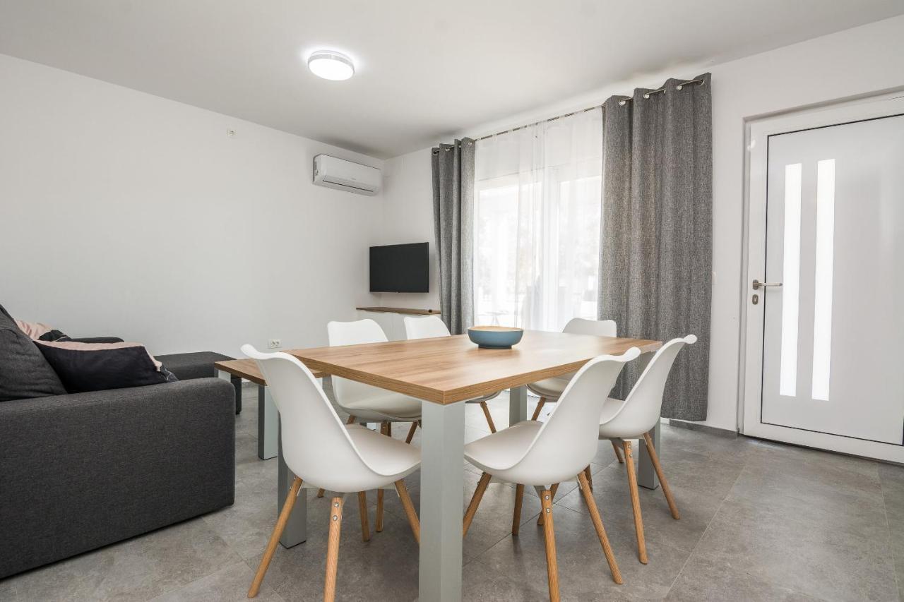 ויר Apartment Spanic 1 מראה חיצוני תמונה